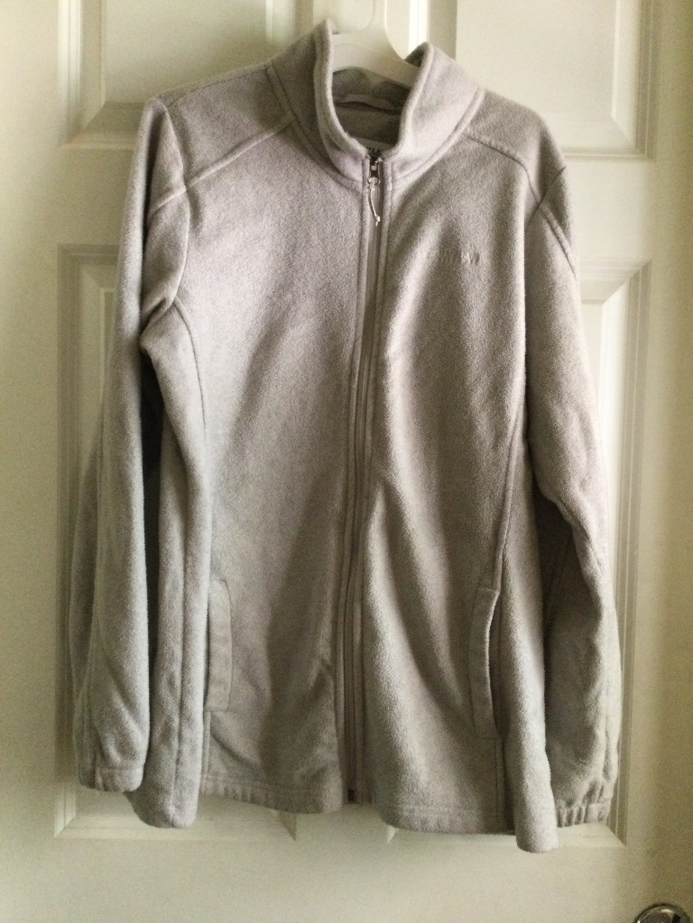 Magellan Women’s Gray Full Zip Fleece Jacket, Size Large